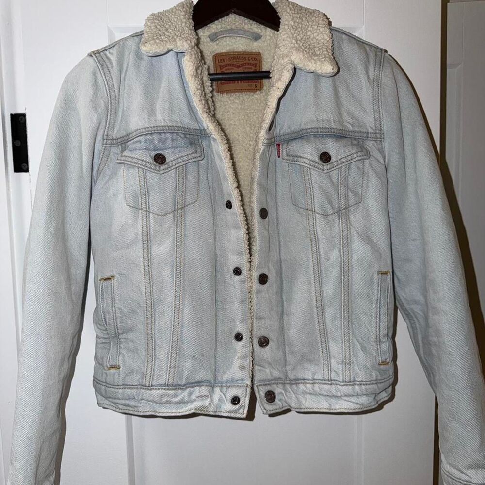 Levi's Women's Light Blue Sherpa Jacket